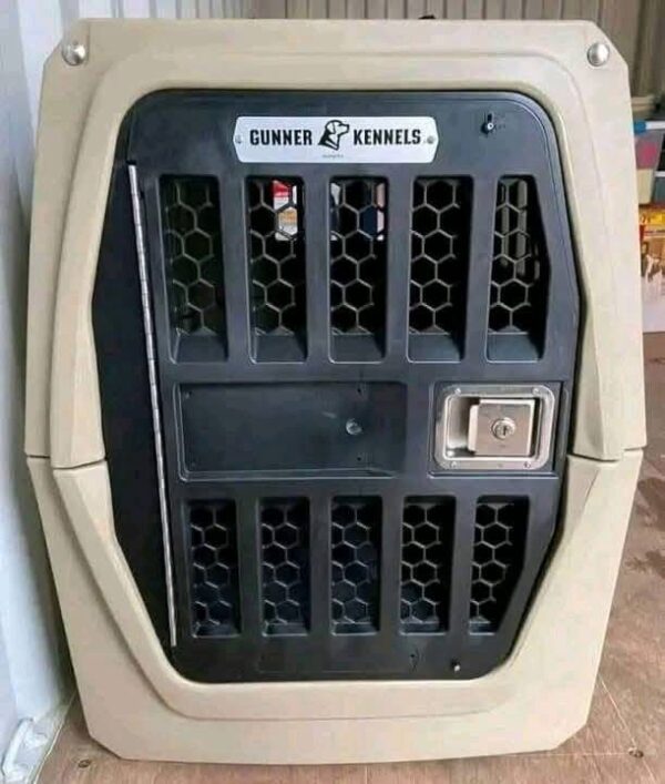Gunner G1 Kennel dog crate, size Large, in excellent condition - Image 5